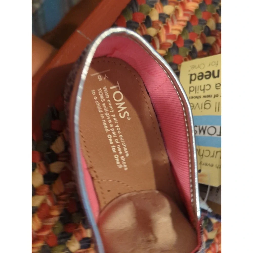 Toms brand new